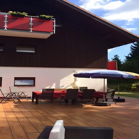 Schlesierhaus *